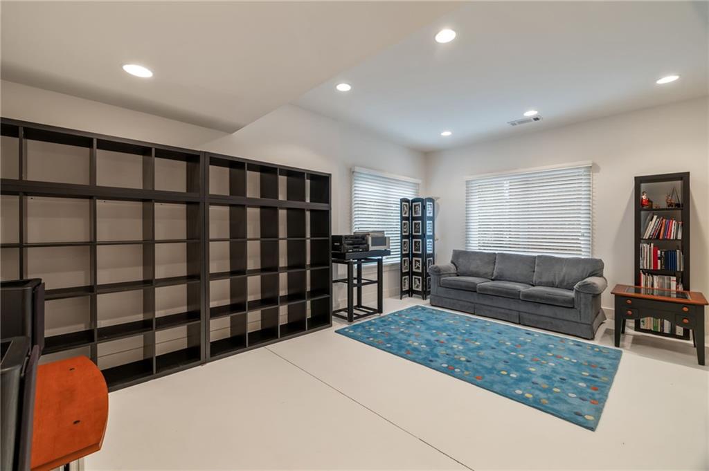 4835 Merlendale Court, Atlanta, Georgia image 42
