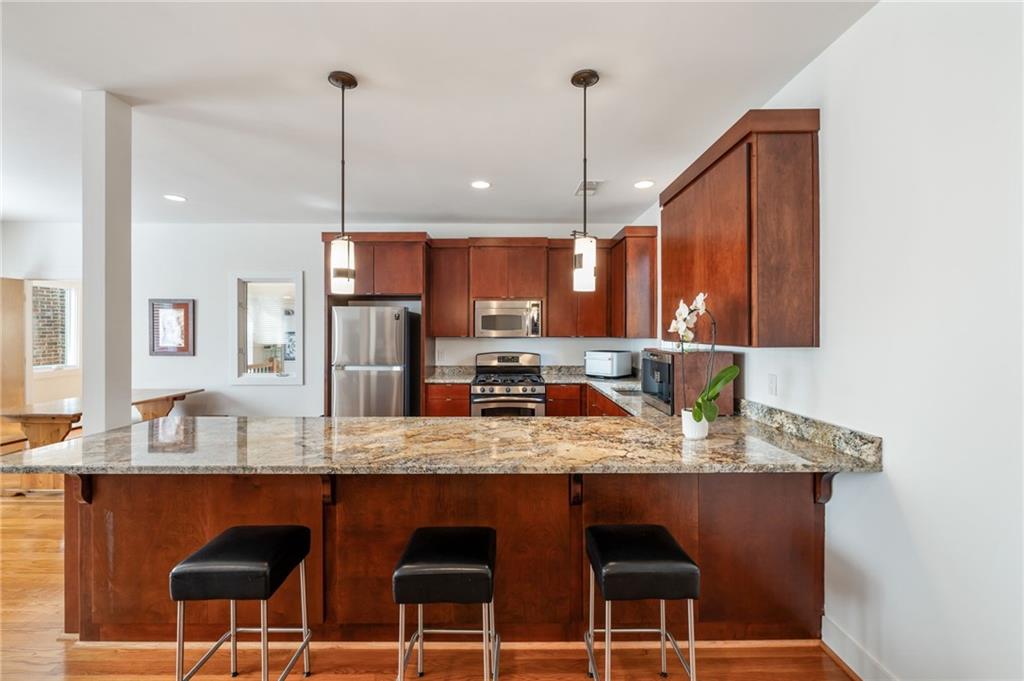 4835 Merlendale Court, Atlanta, Georgia image 32