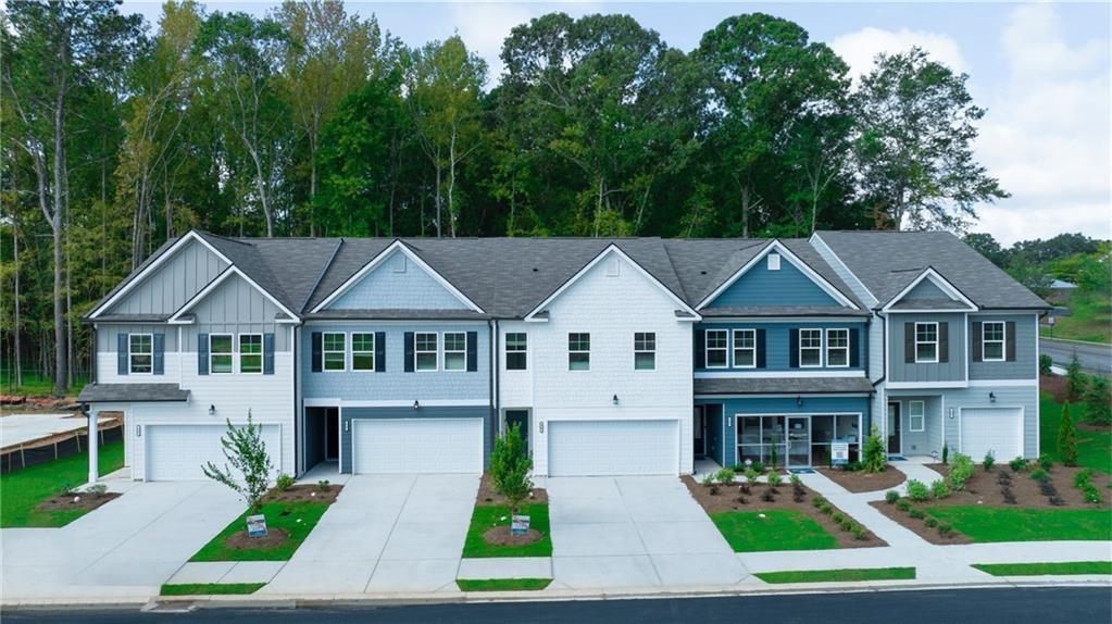 Special Offer: ** Hurry Rates as low as 2.99 or up to 18K in CC**
Welcome to Cambridge at Towne Center, one of Rockhaven Homes' newest and most exquisite communities. Here, you'll find the perfect blend of affordable luxury and convenience, enhanced by top-tier amenities such as a pool and cabana.
Our 'Edmund' floorplan offers style, comfort, and modern features, including:
An open-concept design
Granite countertops
Stainless steel appliances
42-inch white cabinets with crown molding
The townhome also boasts a spacious owner's suite with double vanities, an oversized walk-in closet, two additional bedrooms, a full bathroom, a half bathroom, and a 2-car garage.
Move-in ready by December! Contact our agent for more details on builder incentives.
Note: Photos are representative of the model and may not depict the actual home.