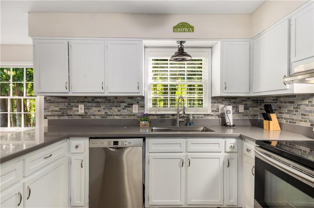 1027 Spring Mill Drive, Lilburn, Georgia image 15