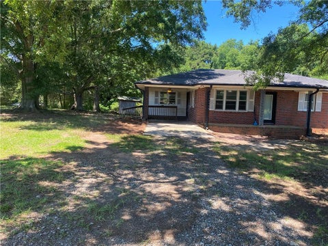 Homes For Sale - 2281 Fork Creek Road<br/> Bowman, GA 30624