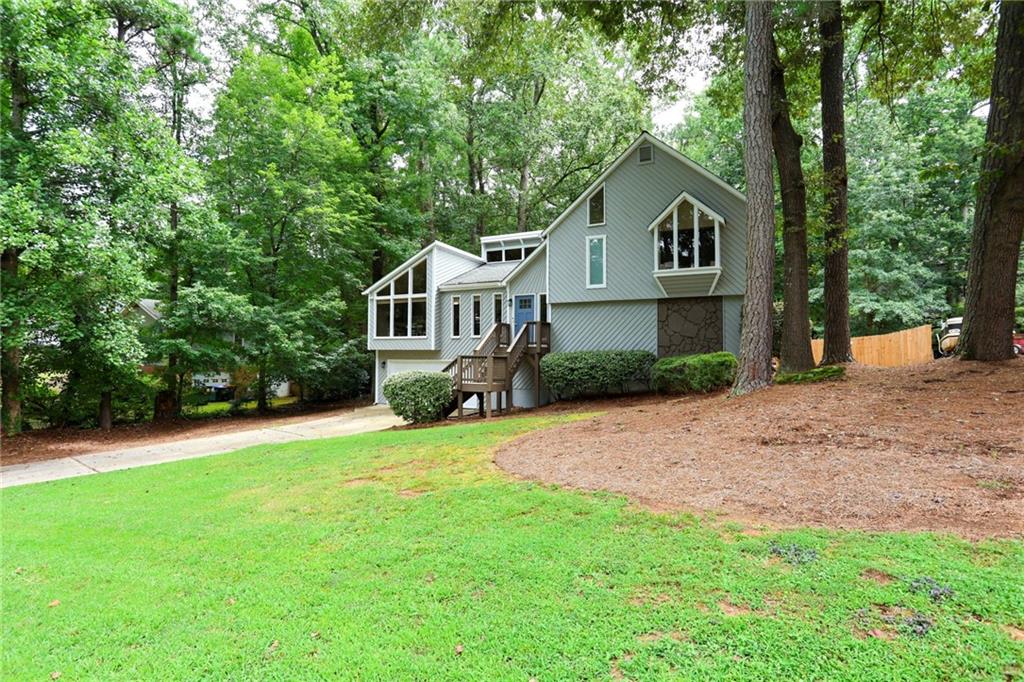 2866 Lexington Trace