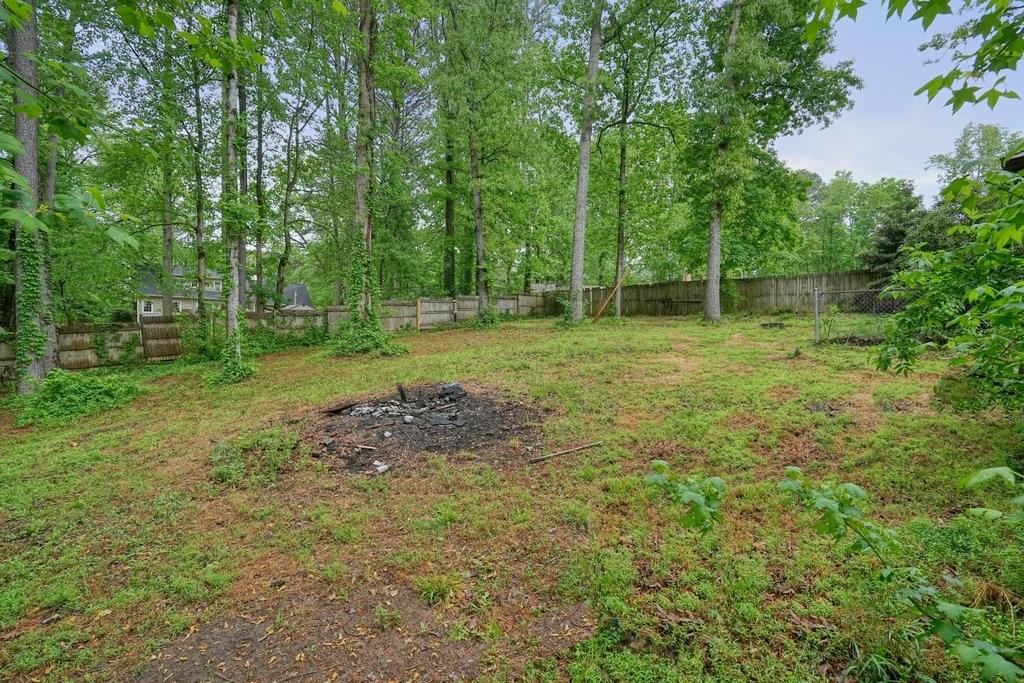 408 Walnut Drive, Woodstock, Georgia image 18
