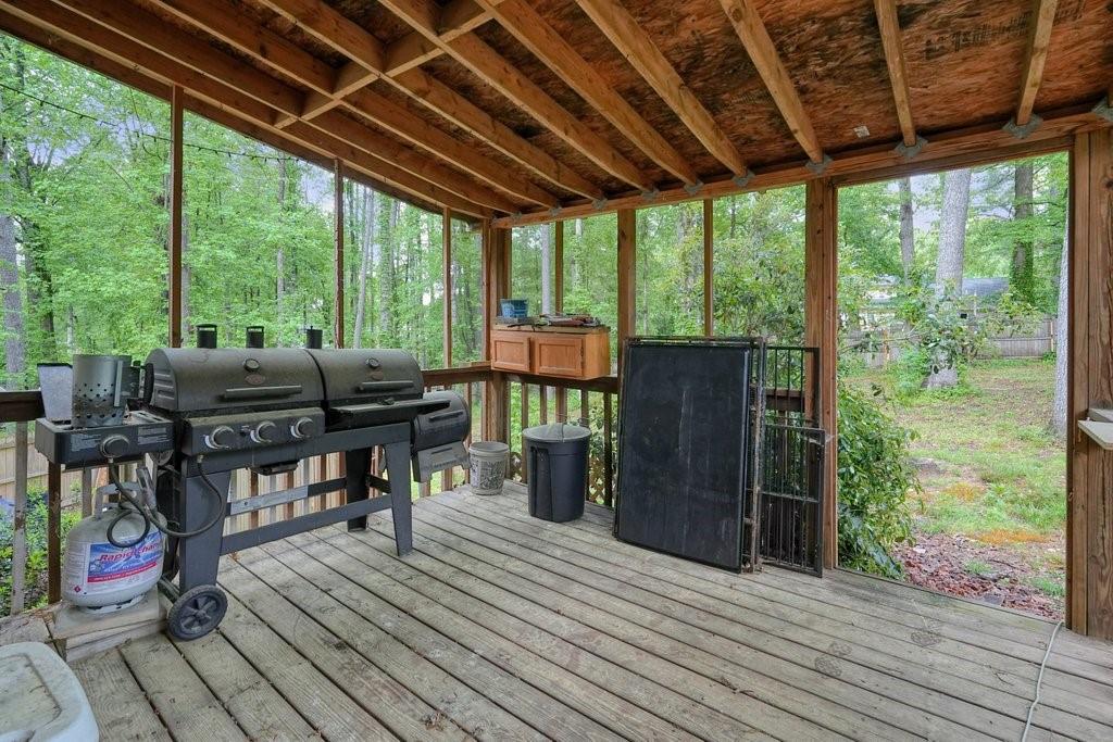 408 Walnut Drive, Woodstock, Georgia image 17