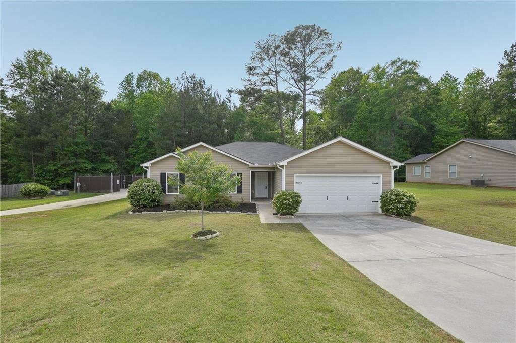 1069 Navaho Trail, Monroe, Georgia image 1