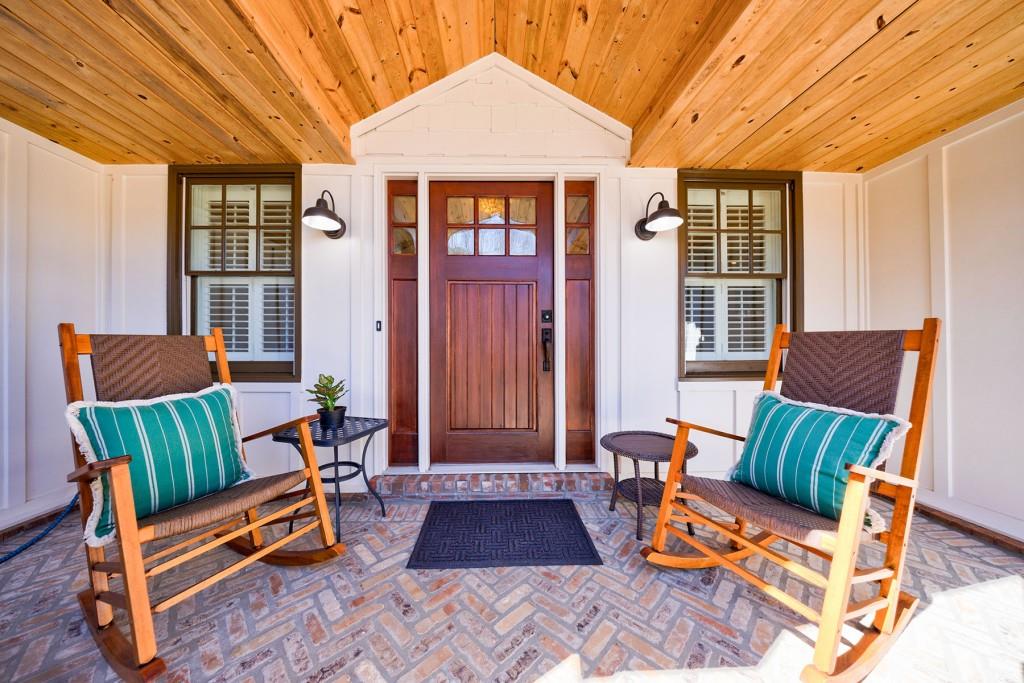 180 Saddle Creek Drive, Roswell, Georgia image 3