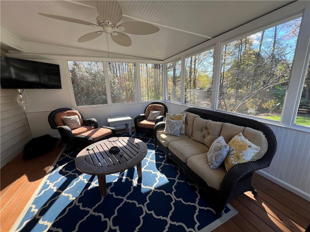 Meadow Crest - Residential Lease