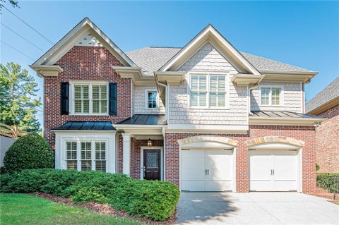 Homes For Sale - 4787 Lakeway Place<br/> Alpharetta, GA 30005