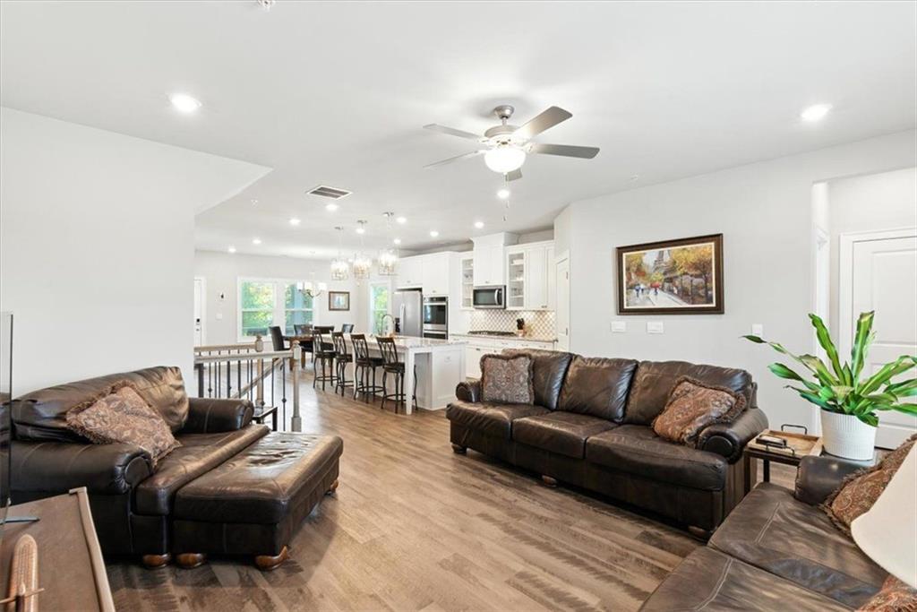 Ridgewalk Landing - Residential