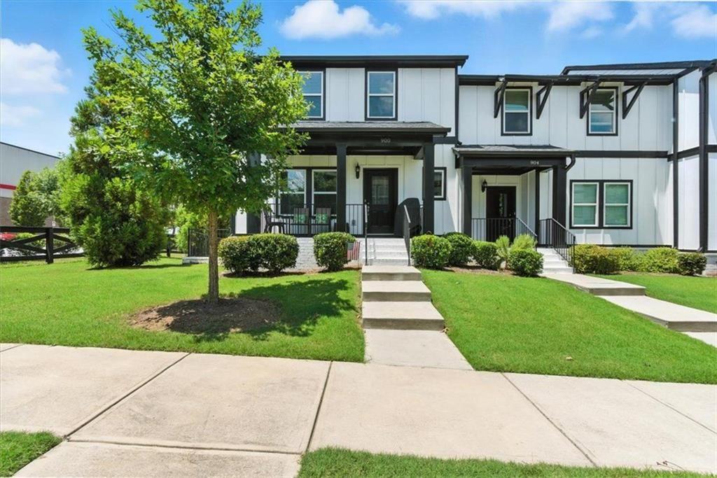 900 Sweetwater Grove