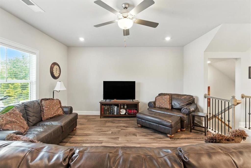 Ridgewalk Landing - Residential