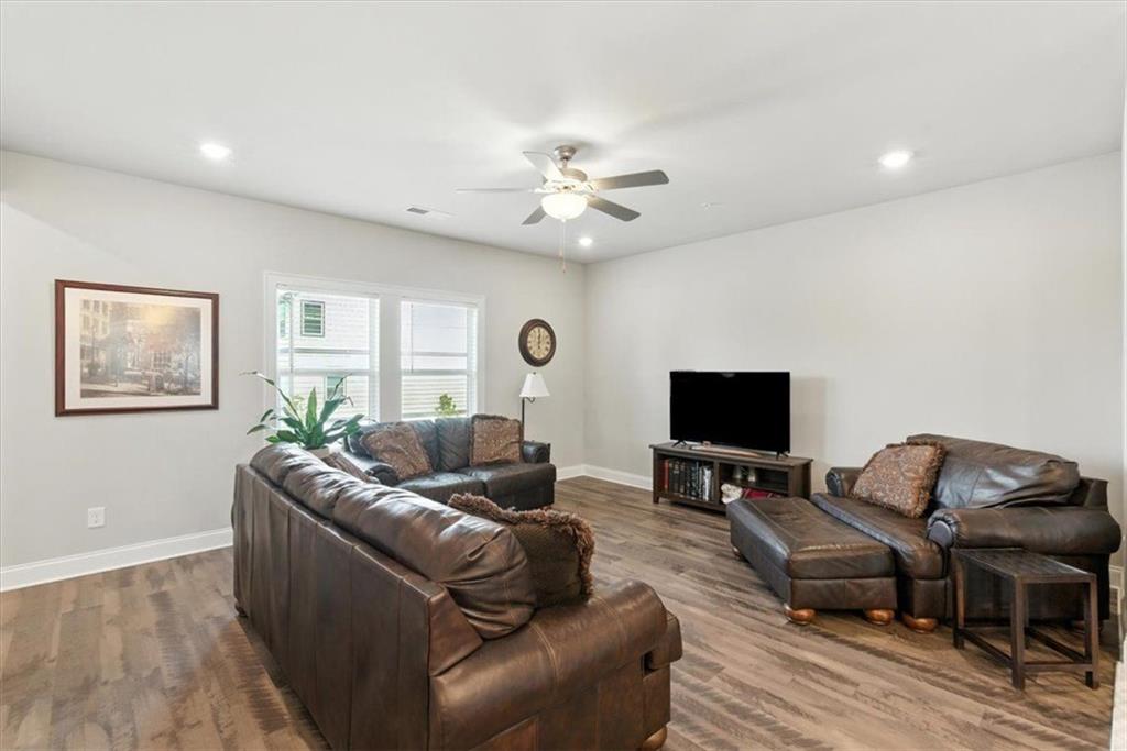 Ridgewalk Landing - Residential