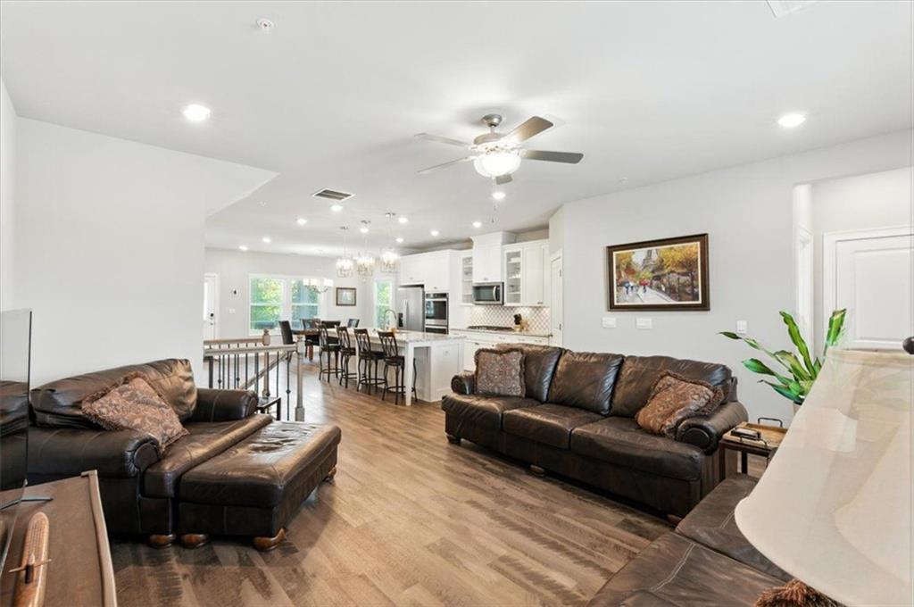 Ridgewalk Landing - Residential