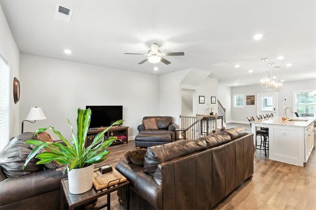 Ridgewalk Landing - Residential