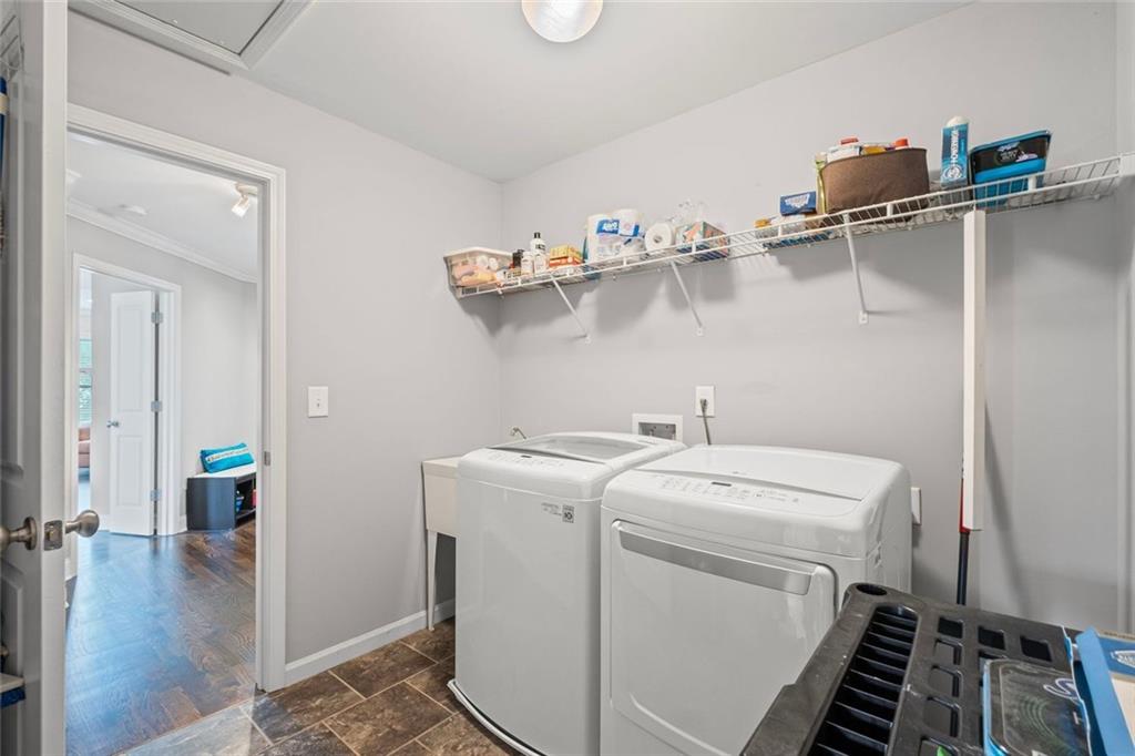 4035 Pinebrook Circle, Cumming, Georgia image 34