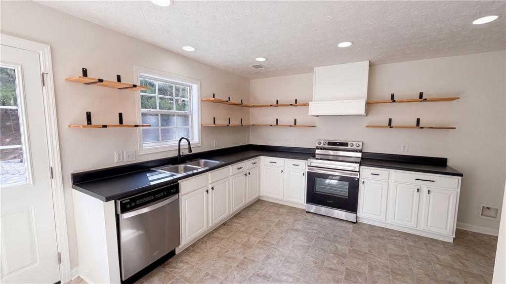 1668 Bennett Drive