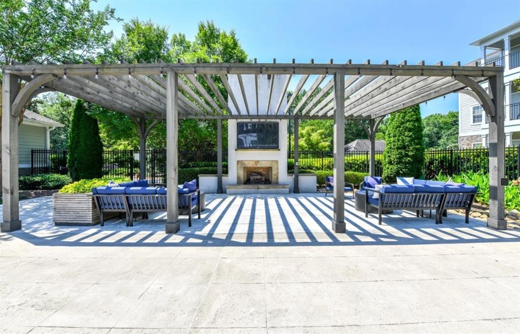 Avana North Point - Residential Lease