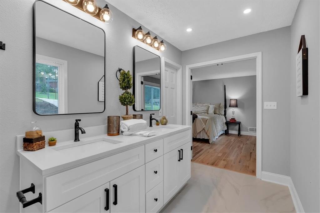 4492 Riverwood Circle, Decatur, Georgia image 31