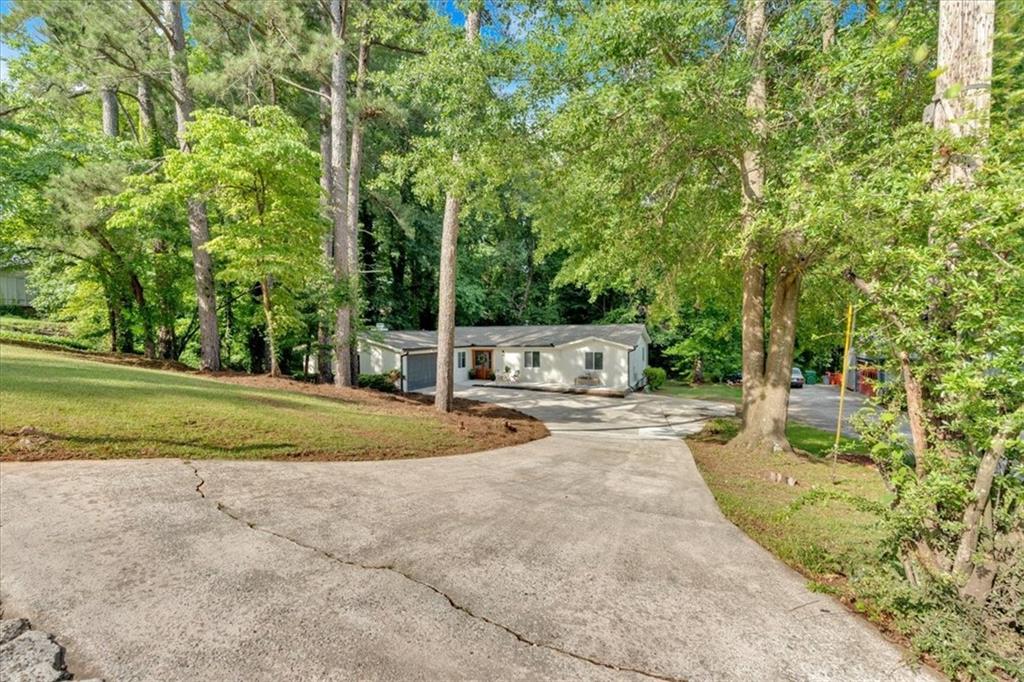 4492 Riverwood Circle, Decatur, Georgia image 3