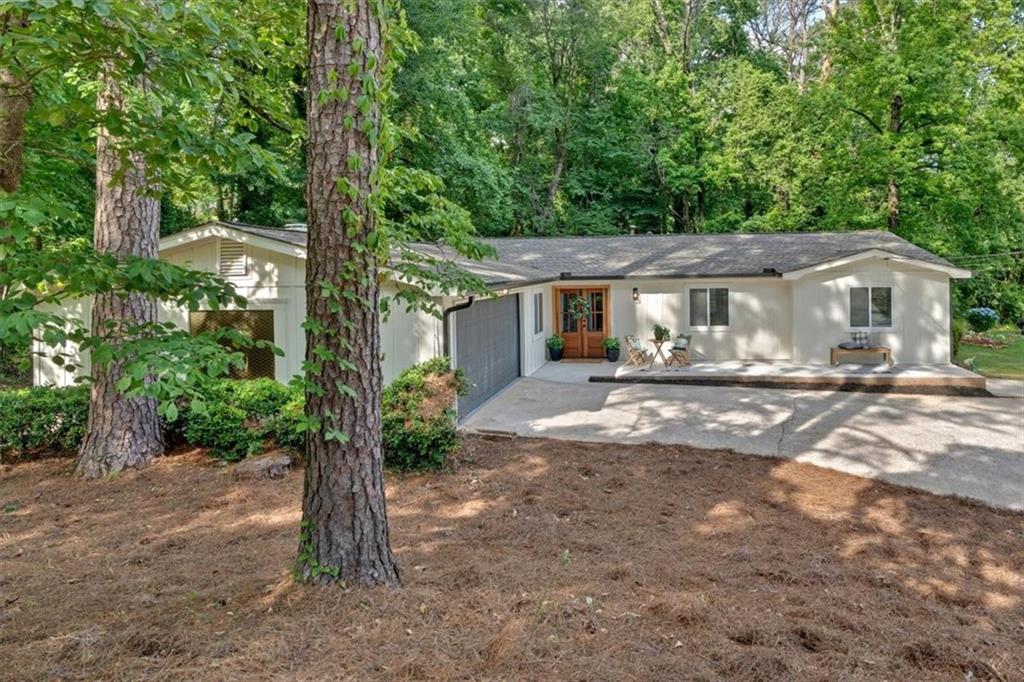 4492 Riverwood Circle, Decatur, Georgia image 2