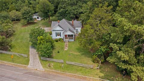 Homes For Sale - 124 Old Highway 18<br/> Jones County, Gray, GA 31032