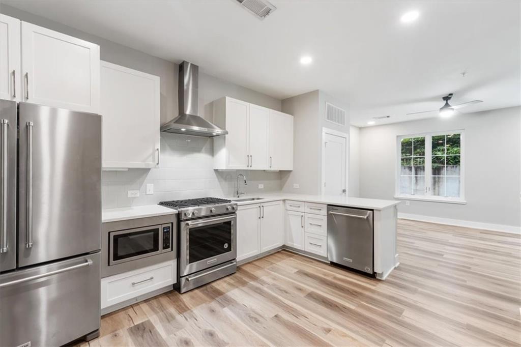22 Airline Street NE 106