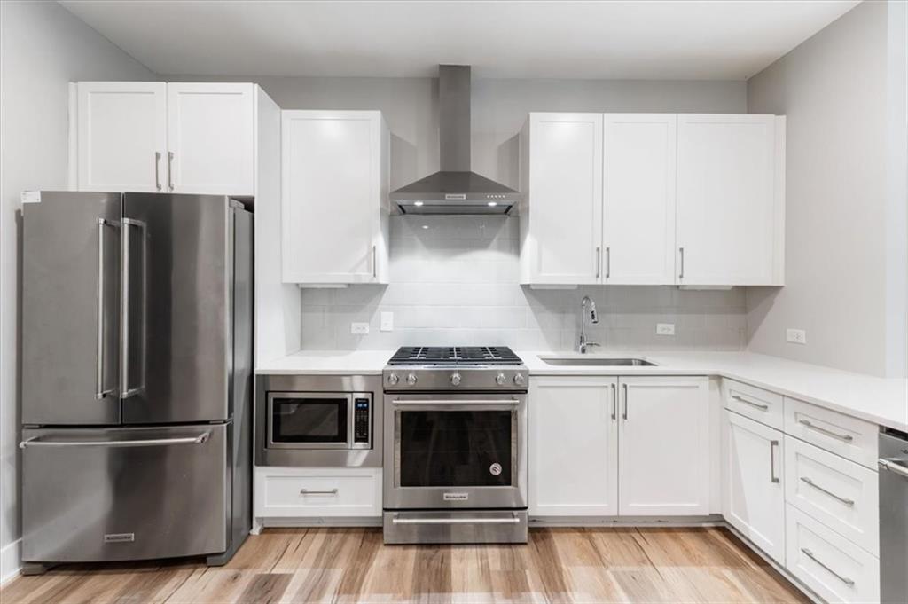 22 Airline Street NE 106
