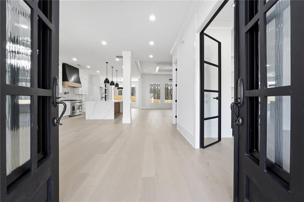 2196 OLD FOUNTAIN Road