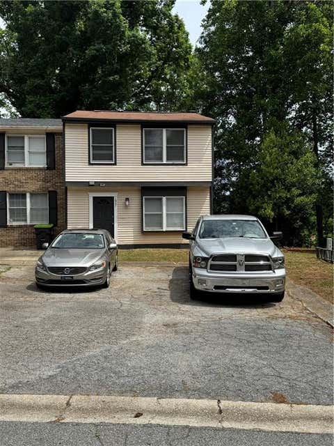 Townhouse For Sale - 1967 Hamilton Place<br/> Marietta, GA 30067