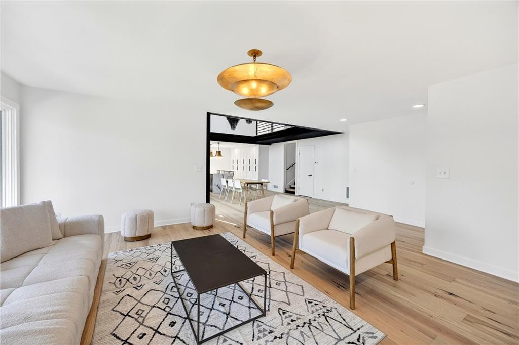 5020 Vallo Vista Court