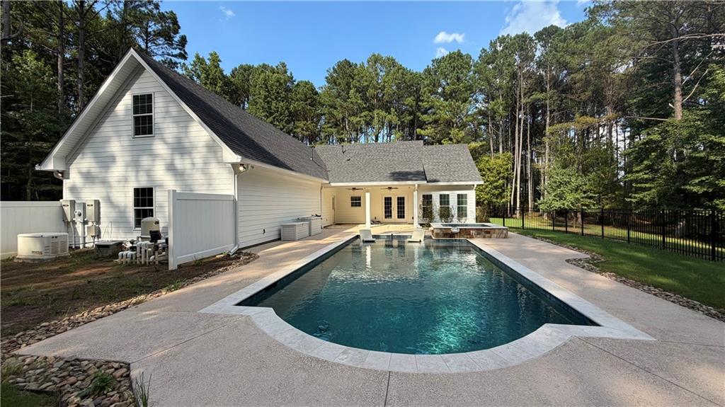 750 Roscoe Road