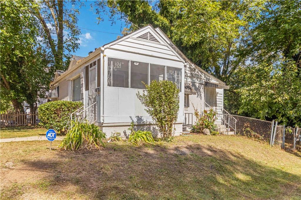 154 Lawton Street SW