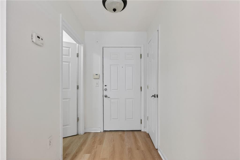 2700 Pine Tree Road NE 1011