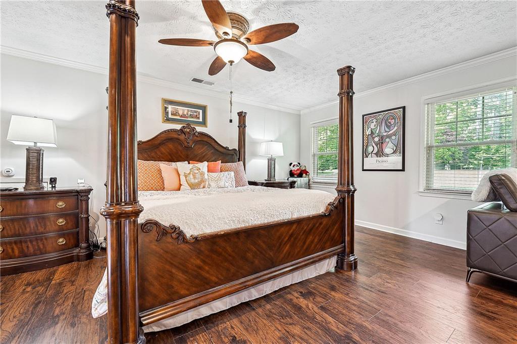 5027 Castlewood Drive, Lilburn, Georgia image 21