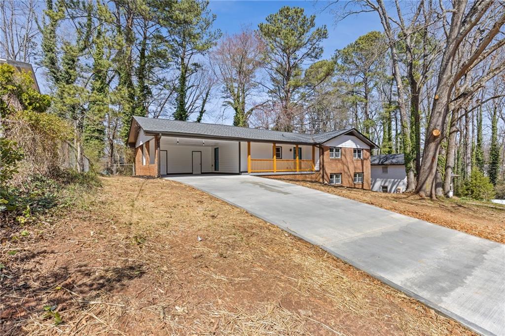 5277 Cardinal Lane, Lilburn, Georgia image 2