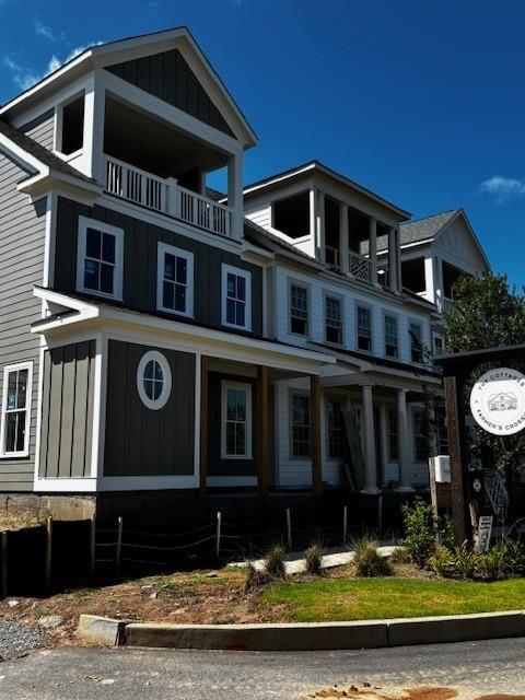 533 Groover Street