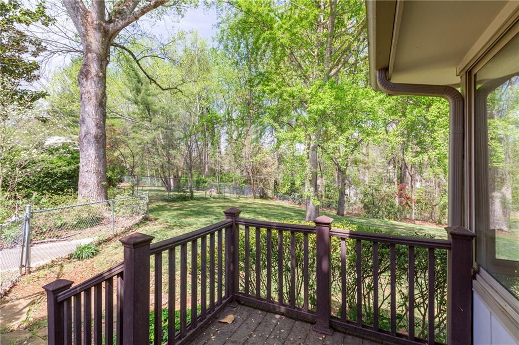 660 Hembree Road, Roswell, Georgia image 35