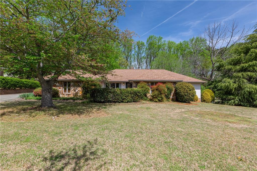 660 Hembree Road, Roswell, Georgia image 5