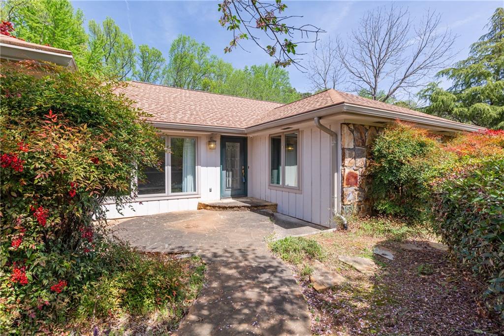 660 Hembree Road, Roswell, Georgia image 16