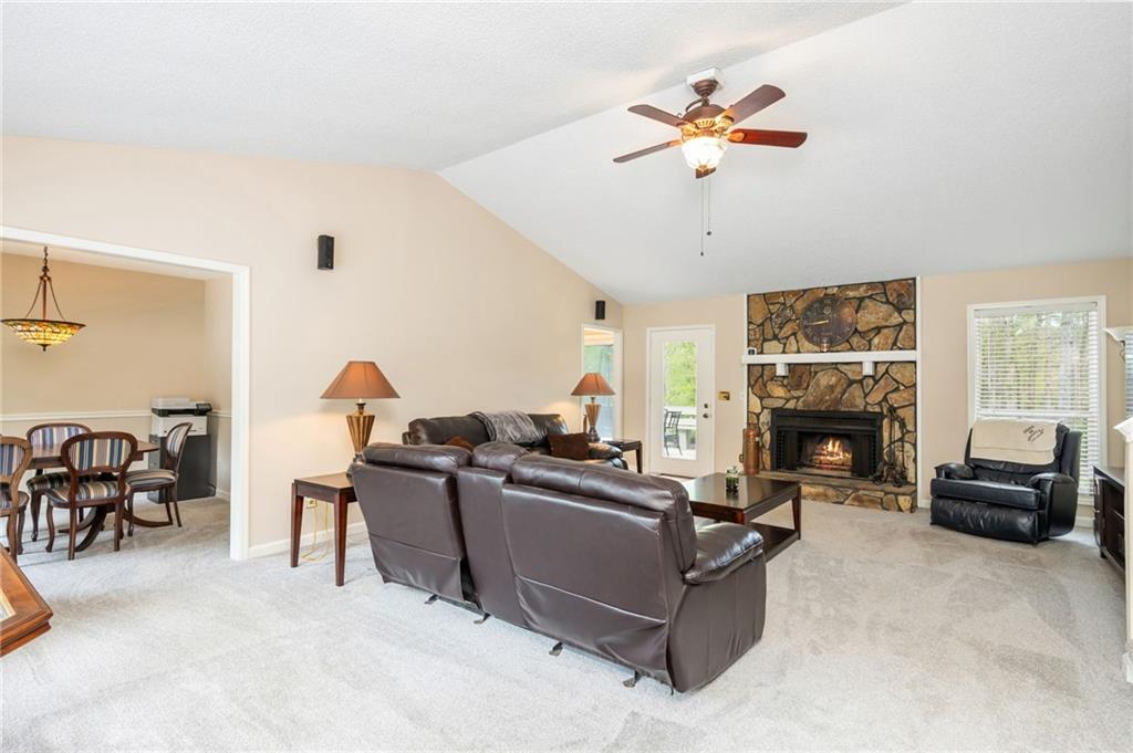 3949 N Indian Circle NW