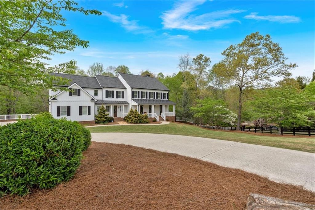 135 Arbor Shoals Drive, Canton, Georgia image 5