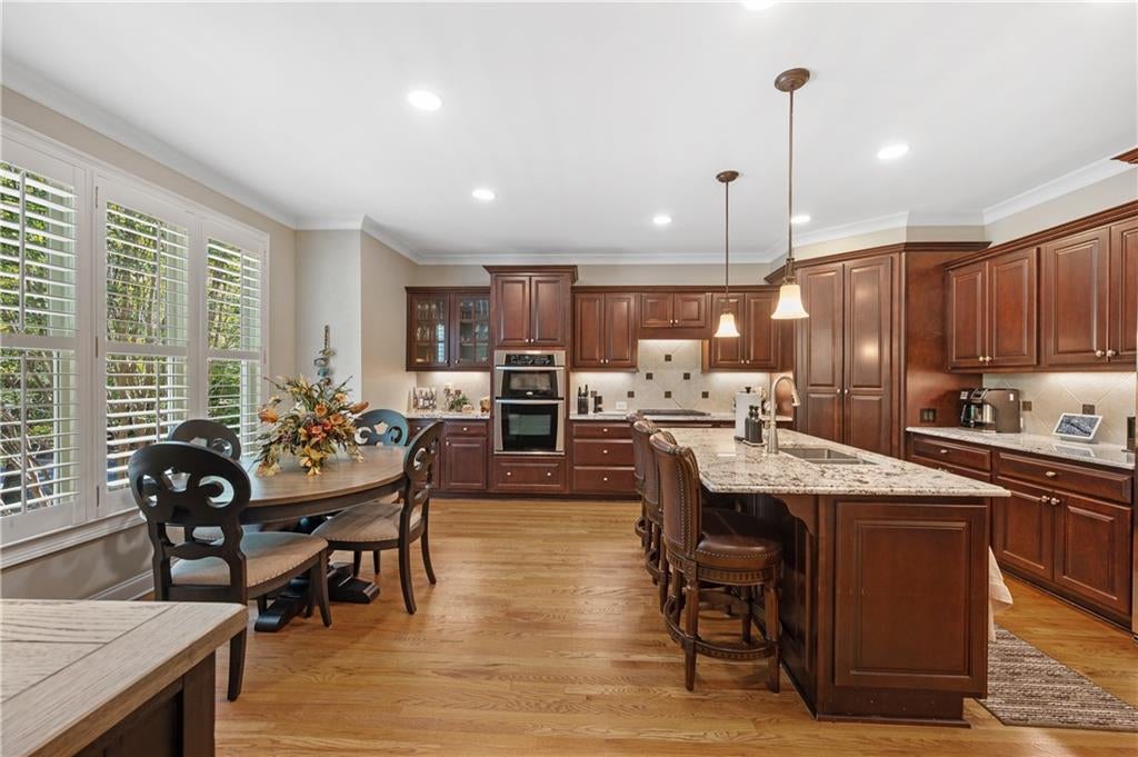 5505 Waters Edge Trail