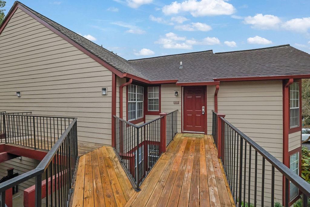 1003 Sandy Lane Drive