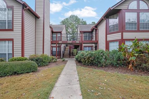 Photo of 1003 Sandy Lane Drive, Alpharetta, GA 30022 (MLS # 7672309)