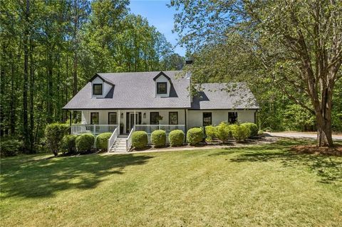 Homes For Sale - 6315 Valley Stream Drive<br/> Cumming, GA 30040
