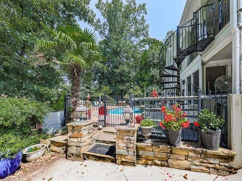 A home in Powder Springs
