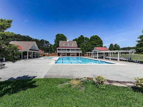 A home in Powder Springs