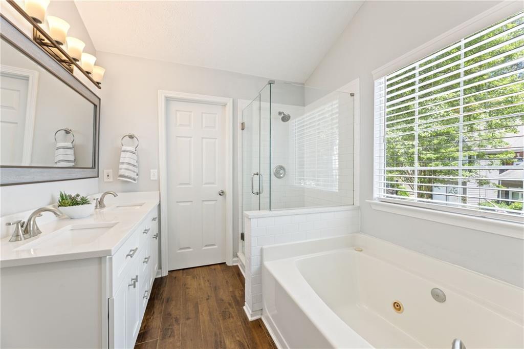 4025 Lullwater Way, Alpharetta, Georgia image 16