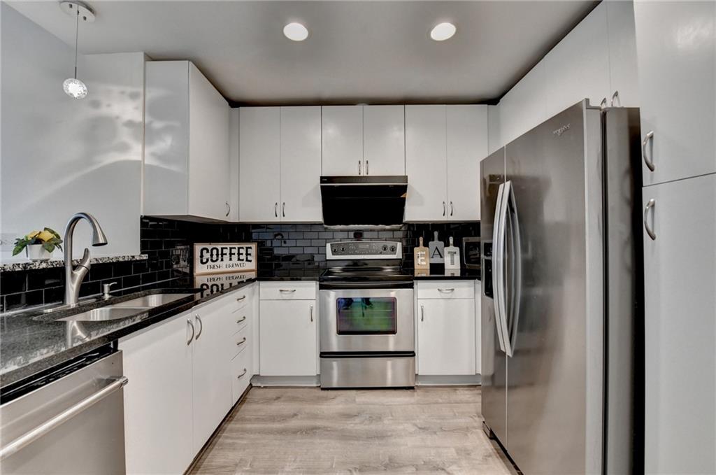 860 Peachtree Street NE #2209