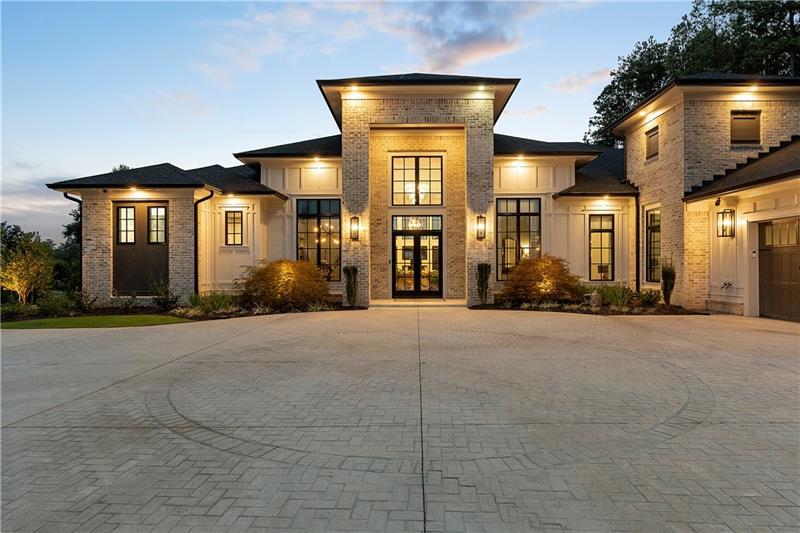 3085 Lake Park Drive